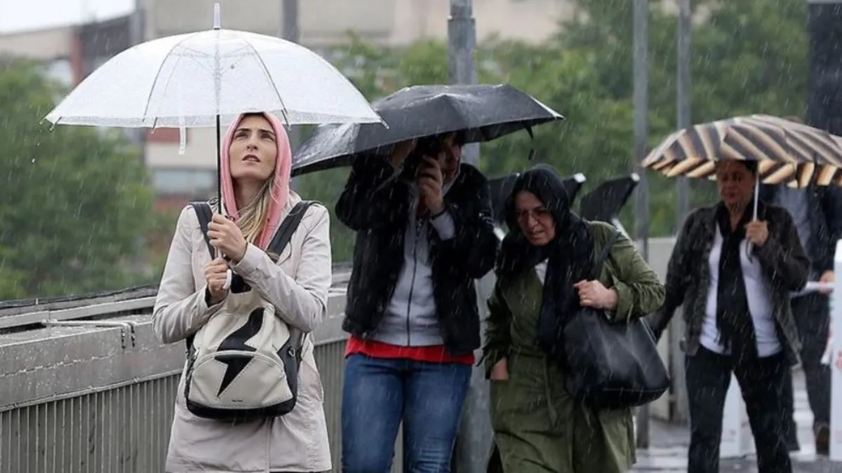 İstanbul'a sağanak yağış geliyor! Meteoroloji'den üst üste yeni uyarılar! İstanbul Ankara İzmir hava durumu...