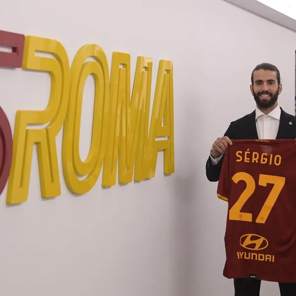 galatasaray-sergio-oliviera-ile-anlasma-sagladi-imza-yakinda-1657176351006.jpg Galatasaray, Sergio Oliveira ile anlaşma sağladı! İmza yakında...-7