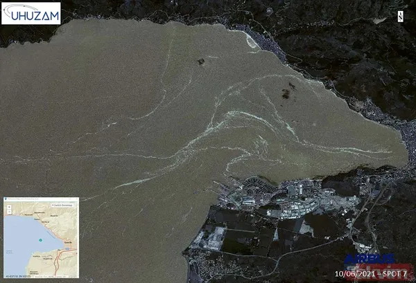 SON DAKİKA: Marmara Denizi'ndeki müsilajın (deniz salyası) son durumu İTÜ UHUZAM uyduları tarafından görüntülendi - 8