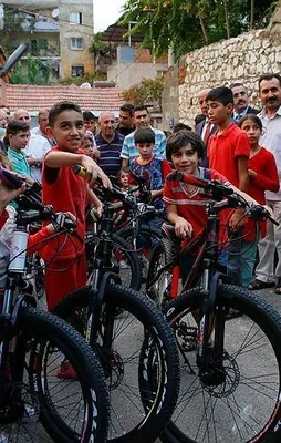 Erdoğan'dan Suriyeli çocuklara bayram hediyesi