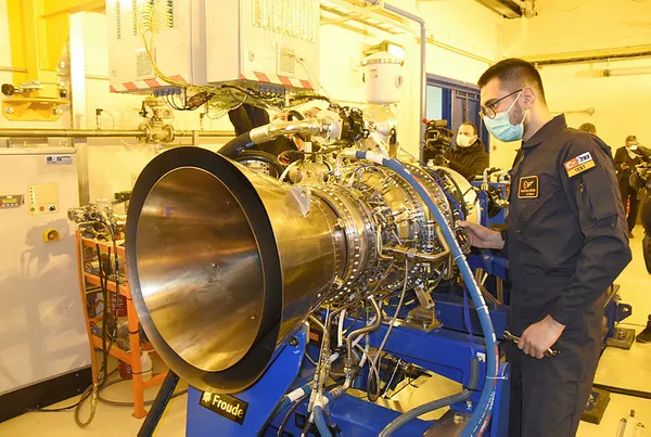 Türkiye'de bir ilk! Gökbey onunla uçacak! İlk milli helikopter motoru TEI-TS1400'ün ikincisi de kritik testi geçti-7