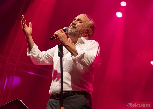 Yoklukla başlayan aşk hikayesi: Volkan Konak'tan eşine 'gecikmiş' gelinlik sürprizi - 1