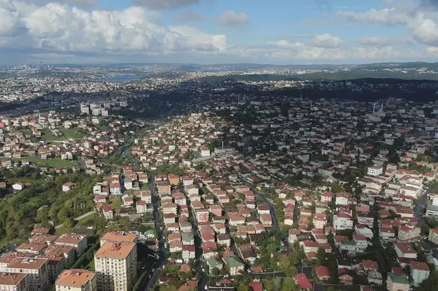 Ünlü deprem uzmanı beklenen İstanbul depremiyle ilgili tarih verdi: "Artı eksi 5 yıl..."