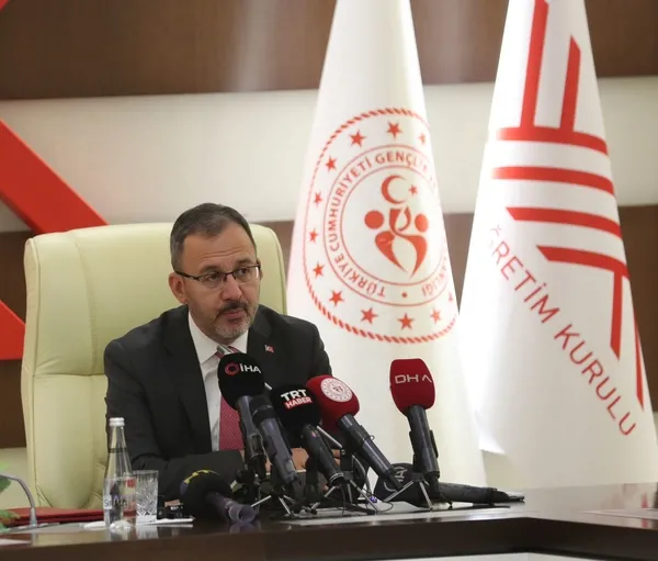 Son dakika: Gençlik ve Spor Bakanlığı ile YÖK arasında önemli anlaşma-4