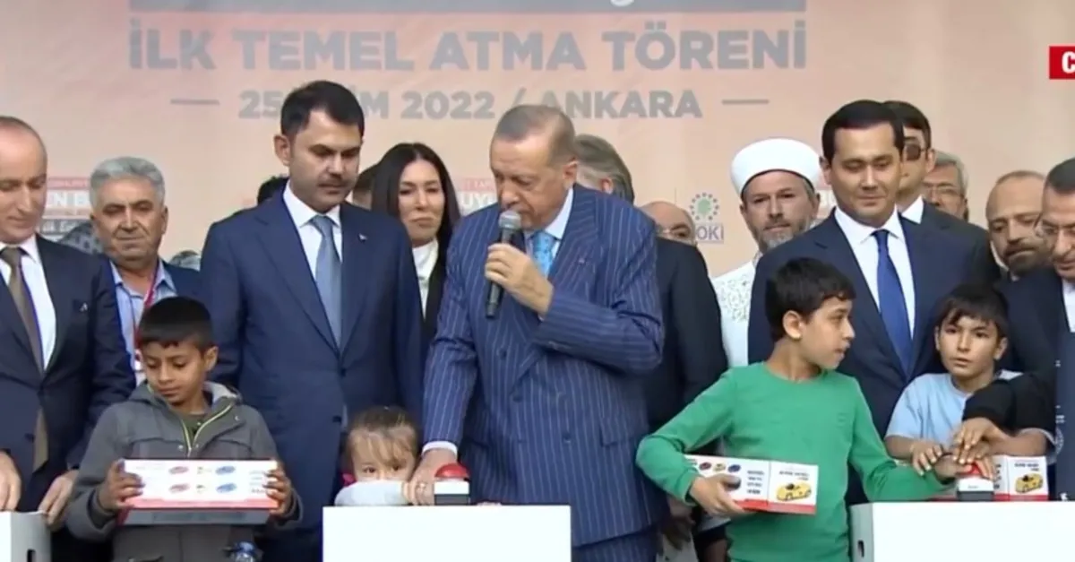17 ilde 5 bin 615 sosyal konutun temelleri eşzamanlı atıldı! İlk betonlar döküldü!