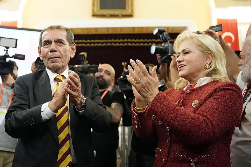 Transfer resmen açıklandı: Ligue 1'in yıldızı Galatasaray'a! Icardi'nin partneri olacak - 13