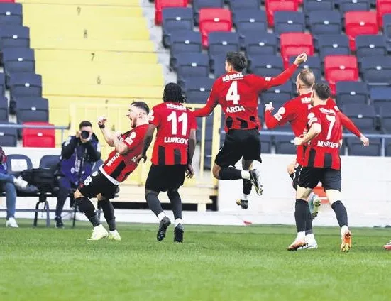 Antep 3 puanı 3 golle aldı