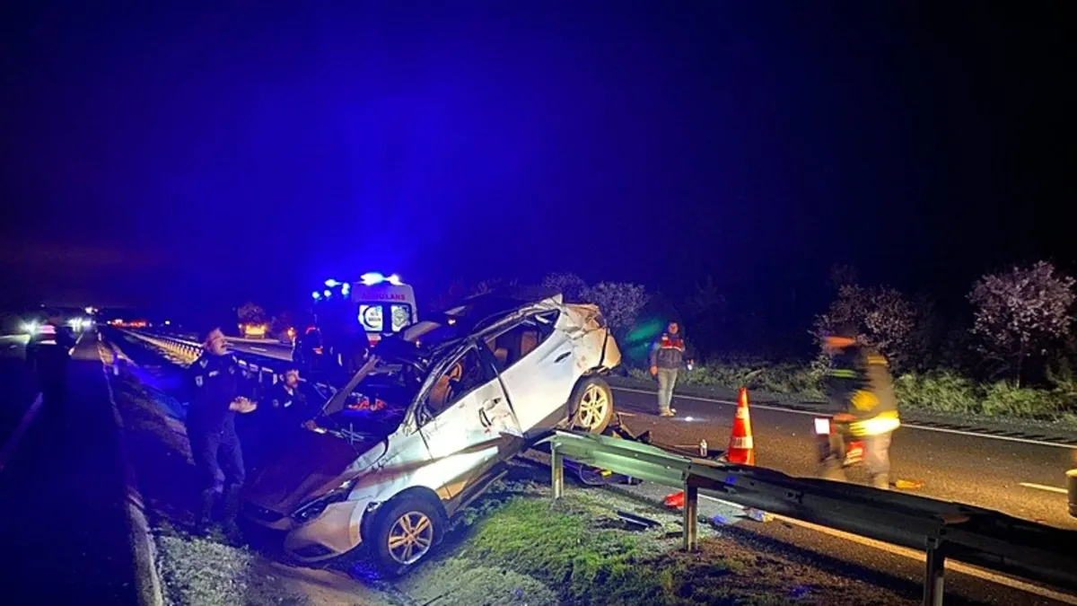 Ankara-Eskişehir yolunda feci kaza: 2 ölü, 3 yaralı