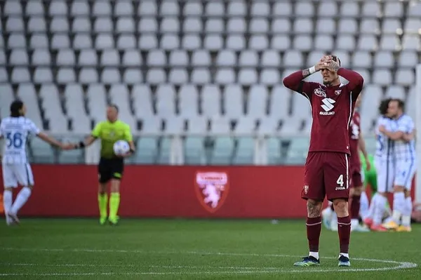 fenerbahcede-surpriz-stoper-harekati-ingiltereden-gelecek-1661864011668.jpg Fenerbahçe'de sürpriz stoper harekatı! İngiltere'den gelecek-2