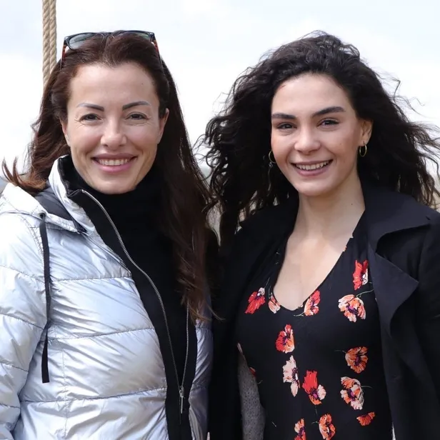 banu-akdeniz-kimdir-kac-yasinda-hercai-dizisinin-yapimcisiydi-banu-akdeniz-nereli-evli-mi-kariyeri-projeleri-1645632691402.jpg Hercai dizisinin yapımcısıydı! Banu Akdeniz kimdir, kaç yaşında? Banu Akdeniz nereli, evli mi? Kariyeri, projeleri...-3