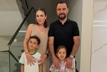 Alişan’ın çocukları Eliz ve Burak sahneye çıktı: Kızı mikrofonu eline alınca alkış koptu