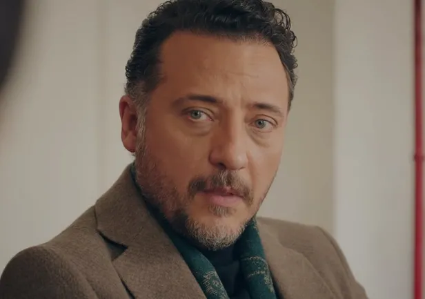 benligindeki-perdeleri-kendisi-kaldiracak-kirmizi-oda-32-bolum-fragmani-gelisiyle-bicak-gibi-kesildi-1617694828781.jpg Benliğindeki perdeleri kendisi kaldıracak! Kırmızı Oda 32. bölüm fragmanı: Gelişiyle bıçak gibi kesildi-6