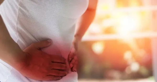 Reflü sesi kısıyor: Göğüs ağrısı ve öksürük şikayetlerine dikkat-5