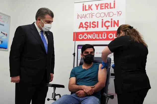 Sağlık Bakanı Fahrettin Koca'dan 'Turkovac' açıklaması: "Dünyada sayılı ülkelerden biri olacağız"