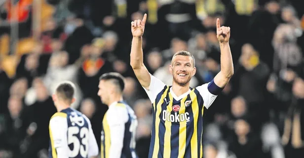 İki isme garantör oldu: Edin Dzeko sadece forvet ve kaptan değil aynı zamanda sportif direktör