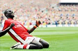 Aslan’dan Eboue bombası
