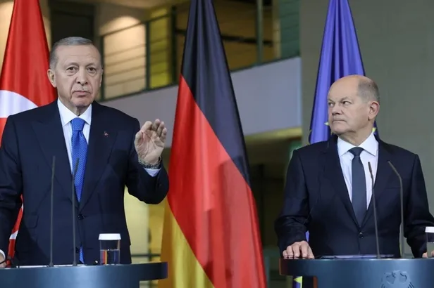 avrupa-parlamentosunun-alman-uyesi-maximilian-krah-baskan-erdogan-turkiyenin-cikarlarini-savunuyor-1700684195615.jpeg Avrupa Parlamentosunun Alman üyesi Maximilian Krah: Başkan Erdoğan, Türkiye'nin çıkarlarını savunuyor-4