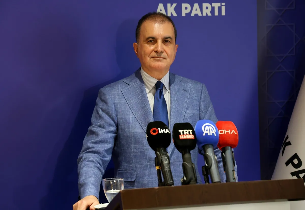 ak-partiden-chpdeki-mutlak-butlan-kavgasina-ilk-yorum-celik-taraf-degiliz-hakaret-ve-tehditler-aynen-iade-1779719065028.jpeg AK Parti’den CHP’deki mutlak butlan kavgasına ilk yorum: Çelik: Taraf değiliz | Hakaret ve tehditler aynen iade-5