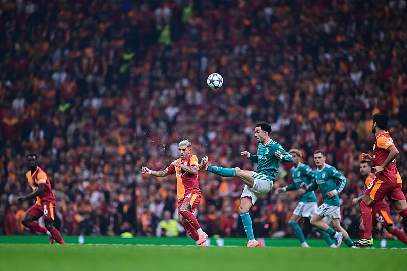 Spor yazarları Galatasaray'ın Liverpool zaferini değerlendirdi! "Enerji patlaması" - 7