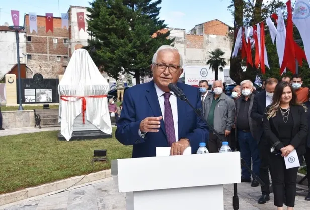 CHP İsmet İnönü’nün doğum gününde İnönü Parkı ve büstünü törenle açtı-3