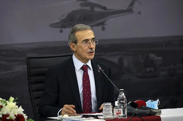 Son dakika: Aksungur SİHA testleri başarı ile tamamlayarak DzKK’ya teslim edildi