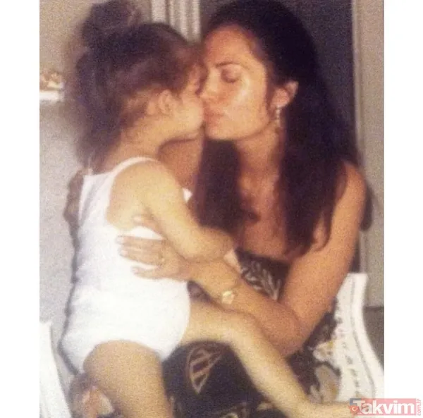 Yeşilçam’ın Sultan’ı Türkan Şoray'ın kızı Yağmur Ünal’a Filiz Akın'dan dikkat çeken yorum: Teyzesi sayılırım! 4 yıllık eski eş Cihan Ünal kayıtsız kalmadı - 22