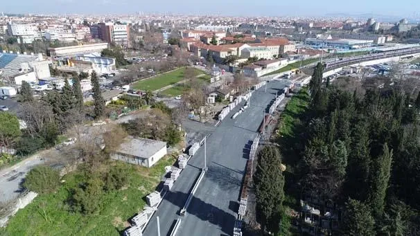 Halkalı-Sirkeci arası banliyö tren hattındaki çalışmalar havadan görüntülendi-1
