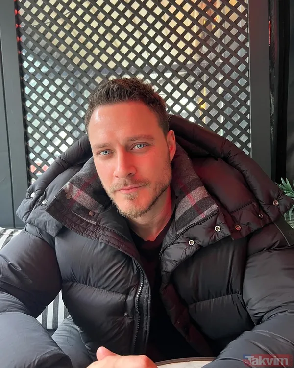 Burak Çelik soğuğa aldırış etmeden aralık ayında denize girdi! İşte o anlar... - 3