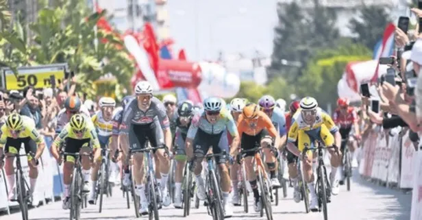 Bakan Bak’tan Antalya’da Spor turiziminin önemi hakkında açıklama