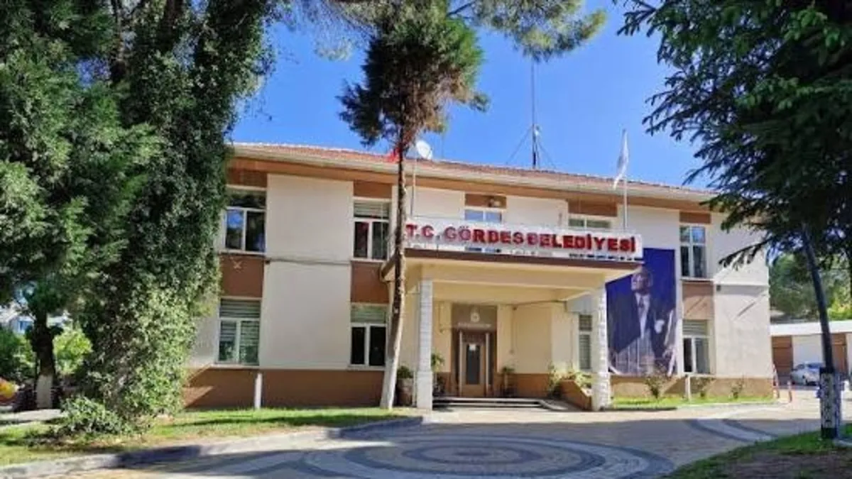Gördes Belediye Başkanı İbrahim Büke Hakkında Soruşturma İzni Verildi