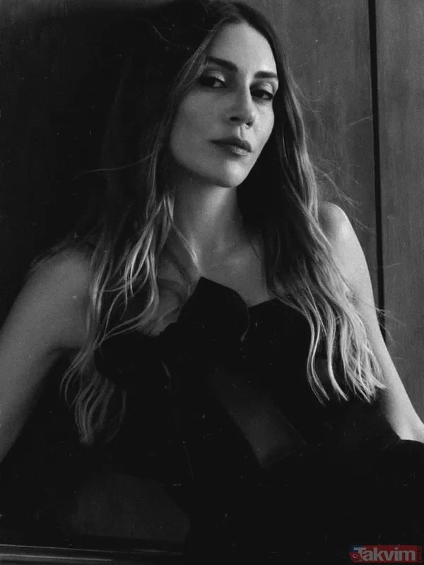 Sinem Kobal'ın siyah beyaz aşkı! Elini korkak alıştırmadı ne var ne yok paylaştı: Ağaç tepesinden kumsala... - 9