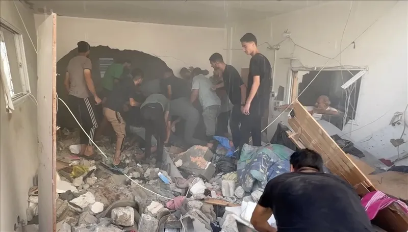 Kurban Bayramı'nın ilk günü Gazze'de evler bombalandı: 9 kişi öldü | Netanyahu 'Durmayacağız' dedi-3