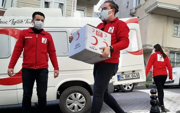 kizilay-personel-alimi-2021-kizilay-personel-alimi-basvuru-sartlari-kizilayda-calisanlar-ne-kadar-maas-aliyor-1611208375462.jpg 2021 yılı Kızılay personel alımı ilanları kadrolar! Kızılay personel alımı başvuru şartları! Kızılay'da çalışanlar ne kadar maaş alıyor?-3