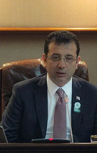 Ekrem İmamoğlu istifa konusunda yine çarpıttı!