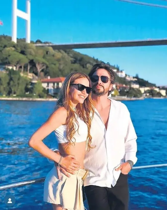 bomba-kusluk-itirafi-ahmet-kuraldan-murat-cemcir-aciklamasi-cevap-yazmadi-1703024981078.jpeg Bomba küslük itirafı! Ahmet Kural'dan Murat Cemcir açıklaması: "Düğünüme çağırdım...”-2