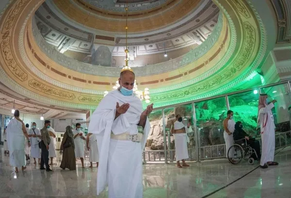 kabede-ramazan-ayinda-salgin-tedbirlerine-siki-sikiya-bagli-kalinacak-teravihler-10-rekat-kilinacak-1617029117701.jpg Kabe’de, Ramazan ayında salgın tedbirlerine sıkı sıkıya bağlı kalınacak: Teravihler 10 rekat kılınacak-3