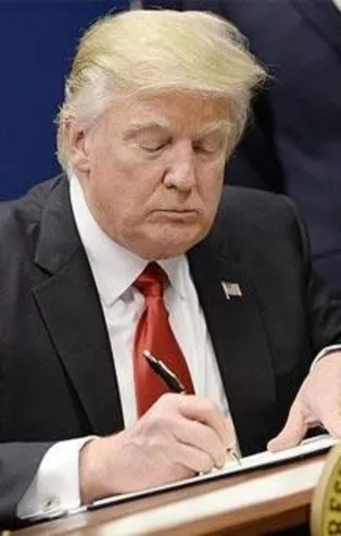 Son dakika: Trump resmen duyurdu! Ryan Zinke yıl sonunda ayrılıyor...