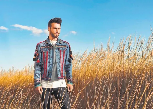 orman-yanginlarinin-ardindan-tum-turkiye-tek-yurek-oldu-unluler-her-koseye-yardima-kostu-1628283567009.jpeg Orman yangınlarının ardından tüm Türkiye tek yürek oldu! Ünlüler her köşeye yardıma koştu-8