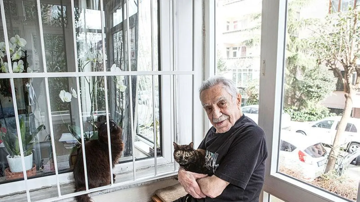 Yeşilçam'ın usta oyuncusu Aydemir Akbaş hayatını kaybetti! Vasiyeti ortaya çıktı... İşte cenaze programı