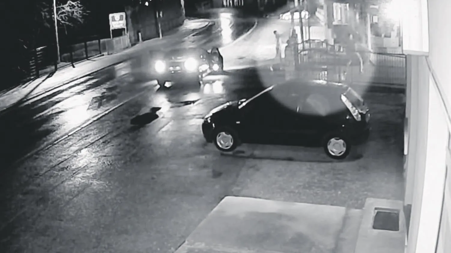 Camiye çirkin saldırı!