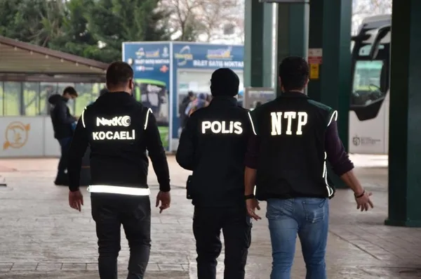 Ülke genelinde huzur ve terör operasyonu!-7