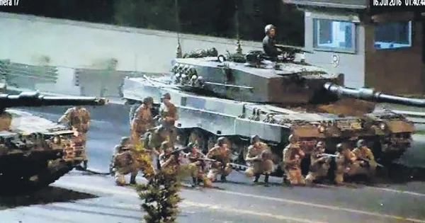 15 Temmuz hain darbe girişiminin kahramanları konuştu: Köprüyü tank muharebesiyle ele geçirme planı yaptık-3