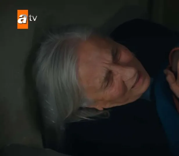 1669062356367.jpg İzleyici 'Sakın ölme' dese de cenazesi kalkıyor! Kardeşlerim dizisinde veda şoku! Diziden ayrılacağı 69. bölümde kesinleşen oyuncu...-6