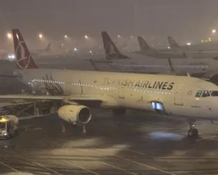 İstanbul’da uçuşlara kar engeli