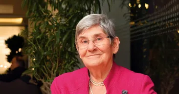 Canan Karatay yine ezber bozdu: Çayın içine şeker yerine tereyağı koyun...