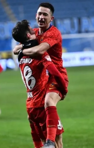 Galatasaray'da Morutan hamlesi! TAKVİM yazdı, Rumenler doğruladı!