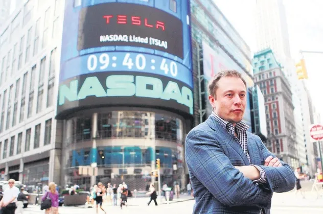 Elon Musk, Jeff Bezos’u tahtından indirdi: Dünyanın en zengin insanı oldu