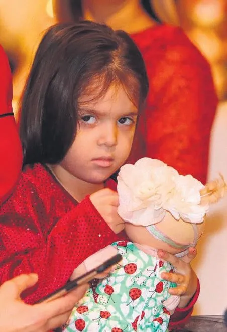 Cem Yılmaz, Demet Akalın'ın kızı Hira hakkında konuştu! Tokat gibi cevap gecikmedi-3