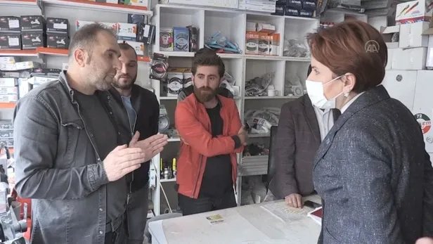 iyi-parti-lideri-meral-aksener-siirtte-burasi-kurdistan-narasi-atan-bolucuye-haddini-bildiremedi-1635460126761.jpeg İYİ Parti lideri Meral Akşener Siirt'te 'Burası Kürdistan' narası atan bölücüye haddini bildiremedi-3