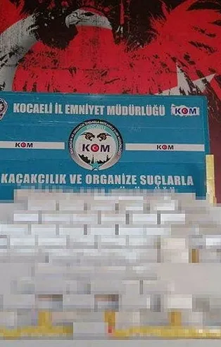 Son dakika: Kocaeli’de 2 bin 400 paket elektronik sigara tütünü ele geçirildi